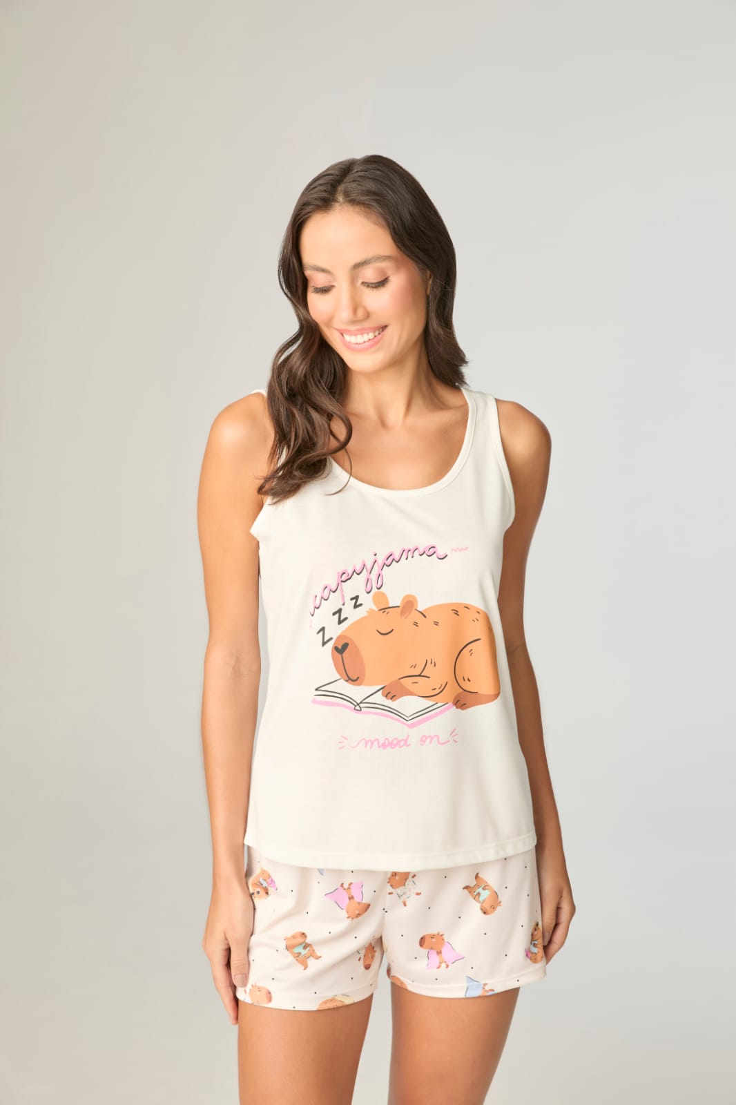 Regata palha com short capivara malha peach